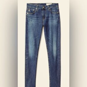 AG Farrah high-rise skinny ankle denim. Size 29